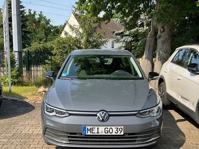 Gebraucht VW Golf VIII Move 150 PS (110 kW) 2023 Grau Limousine