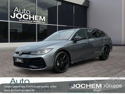 Second-hand VW Passat R-line 272 CP (200 kW) 2024 Gri Break