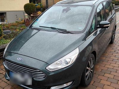 Second-hand Ford Galaxy Titanium 150 CP (110 kW) 2015 Verde Monovolum