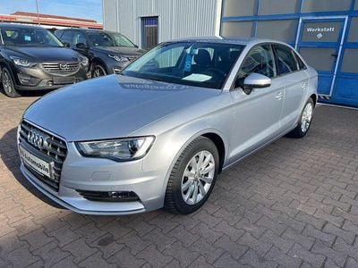Gebraucht Audi A3 Attraction 125 PS (91 kW) 2015 Silber Limousine