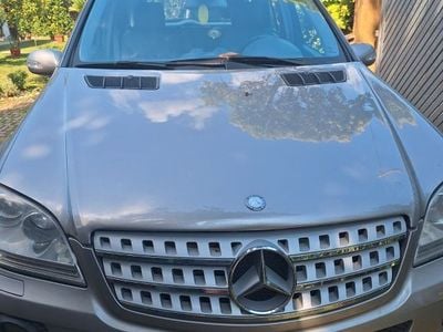 Mercedes ML320