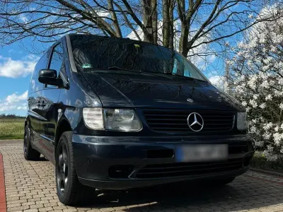 Gebraucht Mercedes Vito 122 PS (89 kW) 2003 Schwarz Van
