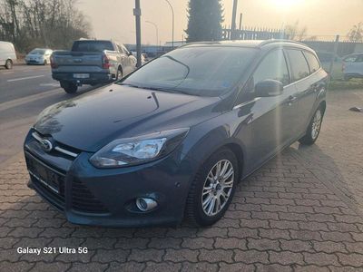 Gebraucht Ford Focus Titanium 150 PS (110 kW) 2011 Grau Kombi