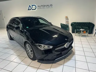 Gebraucht Mercedes CLA180 Shooting Brake 116 PS (85 kW) 2019 Schwarz Kombi