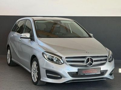 Usata Mercedes B180 109 CV (80 kW) 2015 Argento Monovolume