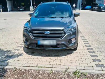 Gebraucht Ford Kuga ST-Line 150 PS (110 kW) 2019 Grau SUV