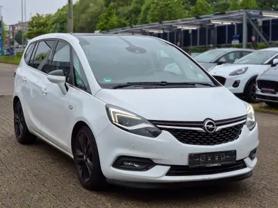 Gebraucht Opel Zafira Tourer Innovation 170 PS (125 kW) 2017 Weiß Van / Kleinbus