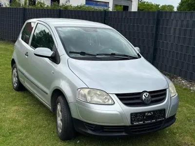 Brugt VW Fox 54 HK (39 kW) 2006 Grå Hatchback