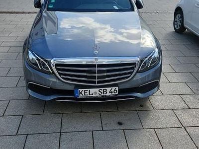 Gebraucht Mercedes E220 Avantgarde 194 PS (142 kW) 2017 Grau Limousine