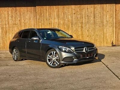 Grau Gebraucht 2017 Mercedes C200 Avantgarde Kombi | 15.900 € (Guter Preis)