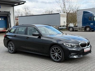 Gebraucht BMW 320 Sport Line 190 PS (139 kW) 2022 Schwarz Kombi