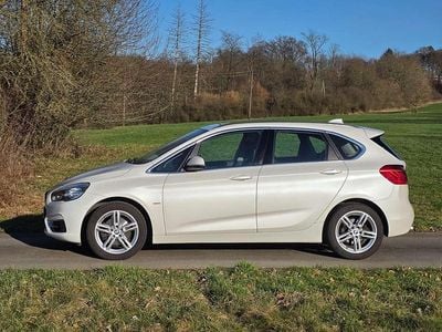 Gebraucht BMW 220 Luxury Line 190 PS (139 kW) 2016 Weiß Kombi