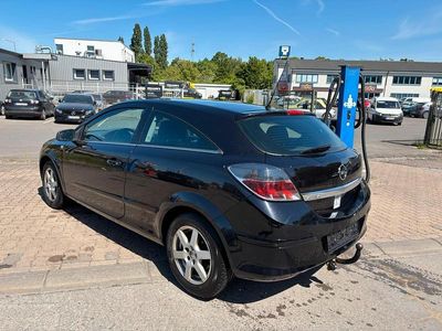 Opel Astra GTC