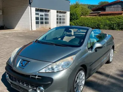 Gebraucht Peugeot 207 CC 150 PS (110 kW) 2007 Grau Cabrio