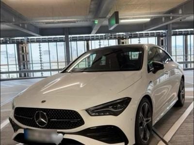 Second-hand Mercedes CLA250 AMG line 224 CP (164 kW) 2023 Alb Berlinǎ