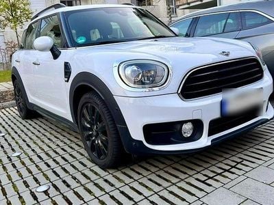 Second-hand Mini ONE 102 CP (75 kW) 2019 Alb Hatchback