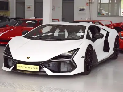Nuova Lamborghini Revuelto 1016 CV (747 kW) 2025 Bianco Coupé