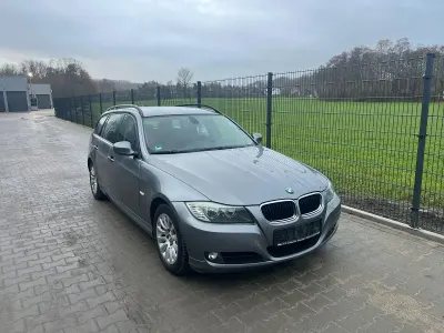 Gebraucht BMW 318 143 PS (105 kW) 2008 Grau Kombi