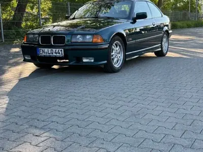 Second-hand BMW 318 Performance 140 CP (102 kW) 1995 Verde Coupe