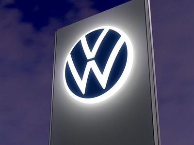 Neu VW Multivan Life 150 PS (110 kW) 2026 Schwarz Van / Kleinbus