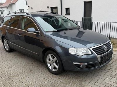 Gebraucht VW Passat Comfortline 122 PS (89 kW) 2010 Grau Kombi