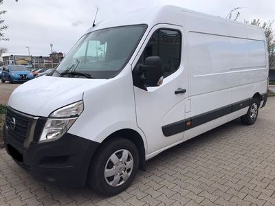 Nissan NV400