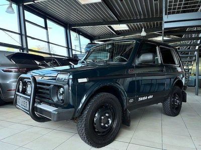 Gebraucht Lada Taiga 83 PS (61 kW) 2017 Grün SUV