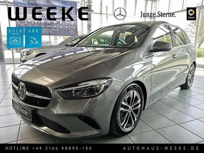 Gebraucht Mercedes B180 Advanced 136 PS (100 kW) 2025 Grau Van / Kleinbus