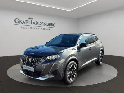 Gebraucht Peugeot 2008 Allure 131 PS (96 kW) 2023 Lackierung platiniumgrau/typ SUV