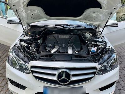 gebraucht Mercedes E500 T 4Matic AMG Paket