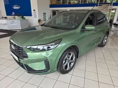 Gebraucht Ford Kuga ST-Line 152 PS (111 kW) 2025 Grün SUV