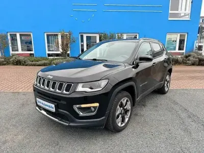 Gebraucht Jeep Compass Opening Edition 170 PS (125 kW) 2017 Schwarz SUV