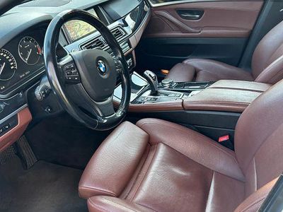 Gebraucht BMW 525 Luxury Line 218 PS (160 kW) 2014 Kombi