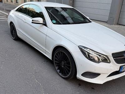 Mercedes E200