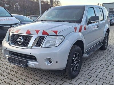 Silber Gebraucht 2014 Nissan Pathfinder XE SUV | 8.890 €