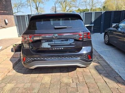 Gebraucht VW T-Cross R-line 116 PS (85 kW) 2024 Schwarz SUV