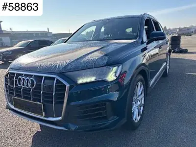 Używany Audi Q7 Ambiente 381 KM (280 kW) 2021 Niebieski SUV