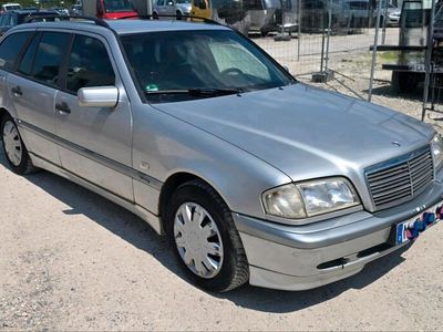 Mercedes C180
