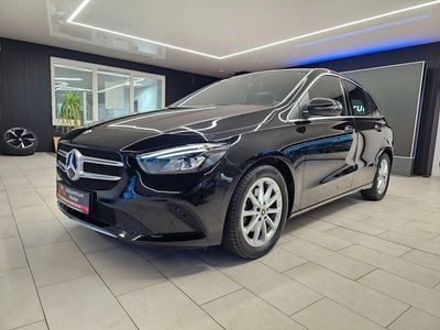 Gebraucht Mercedes B200 Business 163 PS (119 kW) 2019 Schwarz Van / Kleinbus