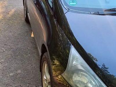 Mitsubishi Grandis