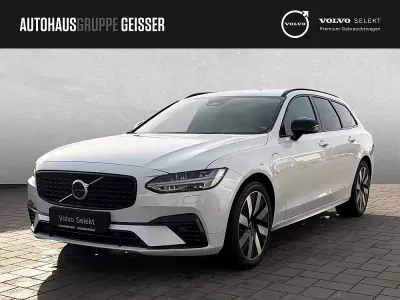 Gebraucht Volvo V90 Ultra 455 PS (334 kW) 2025 Crystal weiß perleffekt Kombi