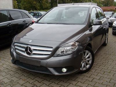 Gebraucht Mercedes B200 156 PS (114 kW) 2013 Grau Kleinwagen