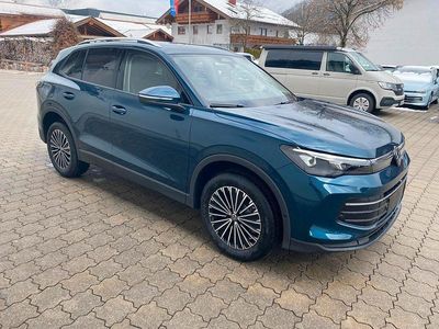 Neu VW Tiguan 204 PS (150 kW) 2026 Blau SUV