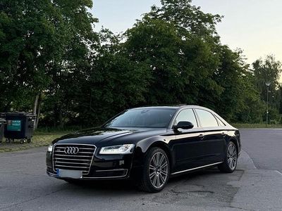 Audi A8L