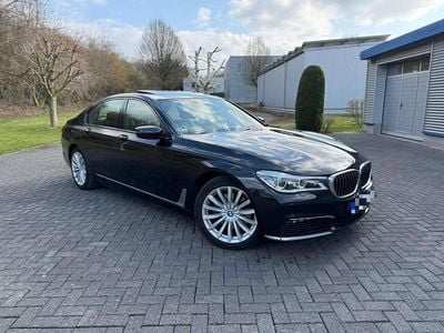 Second-hand BMW 730 265 CP (194 kW) 2018 Negru Berlinǎ