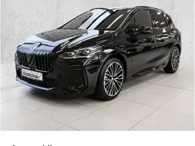 Gebraucht BMW 220 Luxury Line 170 PS (125 kW) 2025 Schwarz Kombi