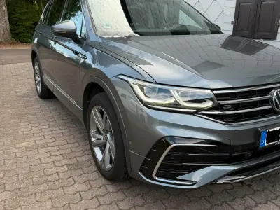 Gebraucht VW Tiguan Allspace R-line 200 PS (147 kW) 2022 Grau SUV