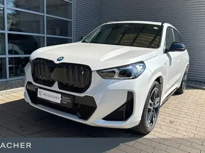 Gebraucht BMW iX1 M Sport 200 kW (272 PS) 2023 Weiß SUV
