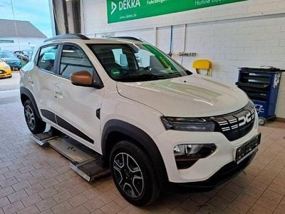 Gebraucht Dacia Spring Extreme 47 kW (65 PS) 2023 Weiß Kleinwagen