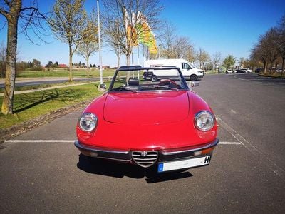 Gebraucht Alfa Romeo Spider Veloce 126 PS (92 kW) 1980 Rot Cabrio